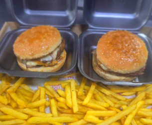 Páros Burger Box